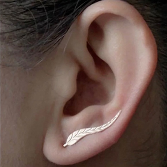 Leaf Clip Earrings - Picture 1 of 3